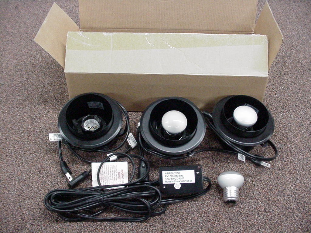 Picture of Recalled Mini Spot-light Bulbs