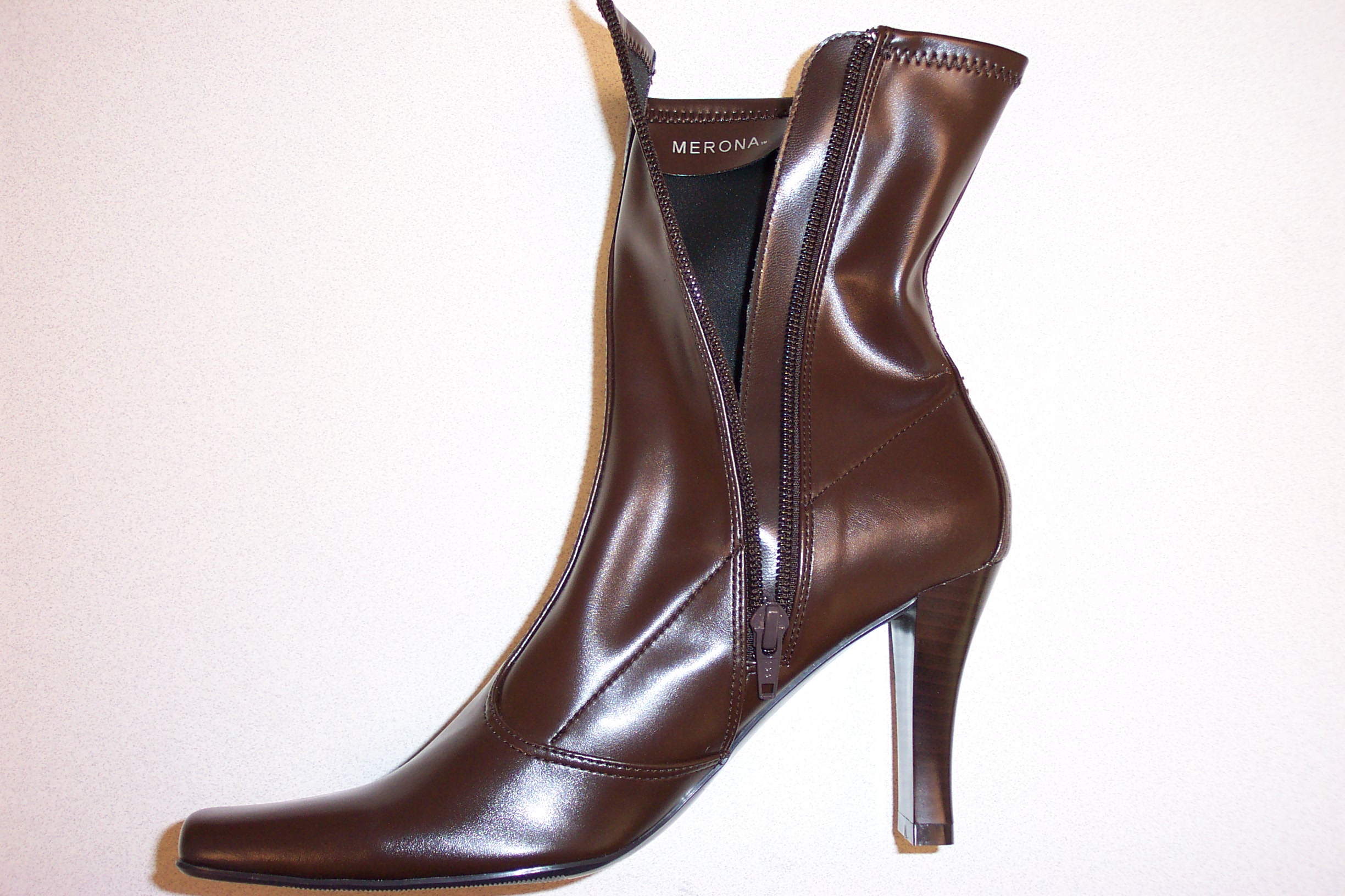 Picture of Recalled Women's Boots